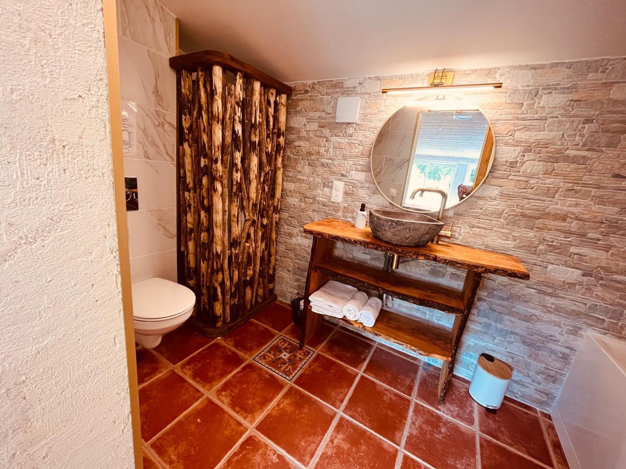 Domaine Amourella Aparthotel Lambesc Szoba fotó
