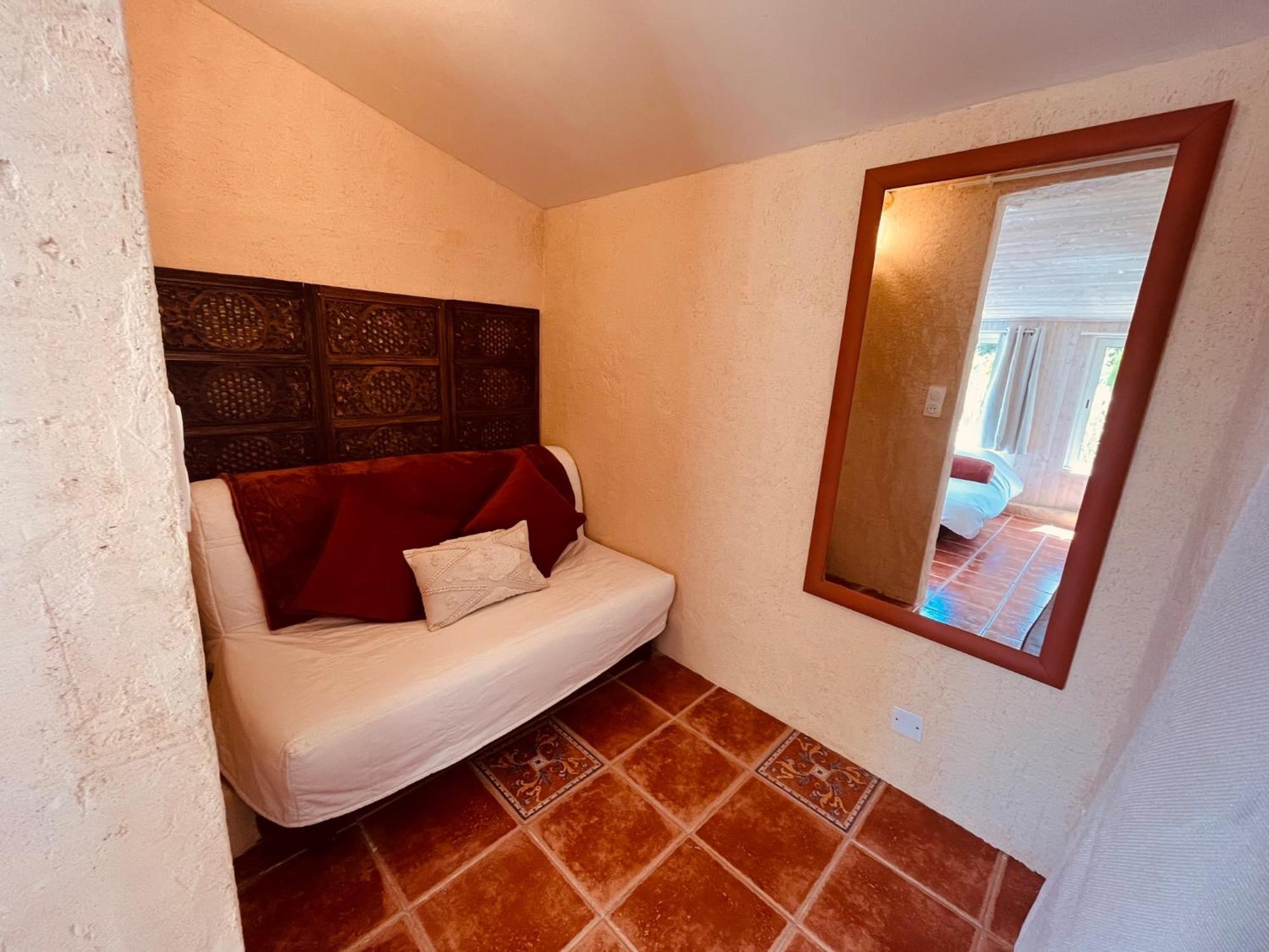 Domaine Amourella Aparthotel Lambesc Szoba fotó
