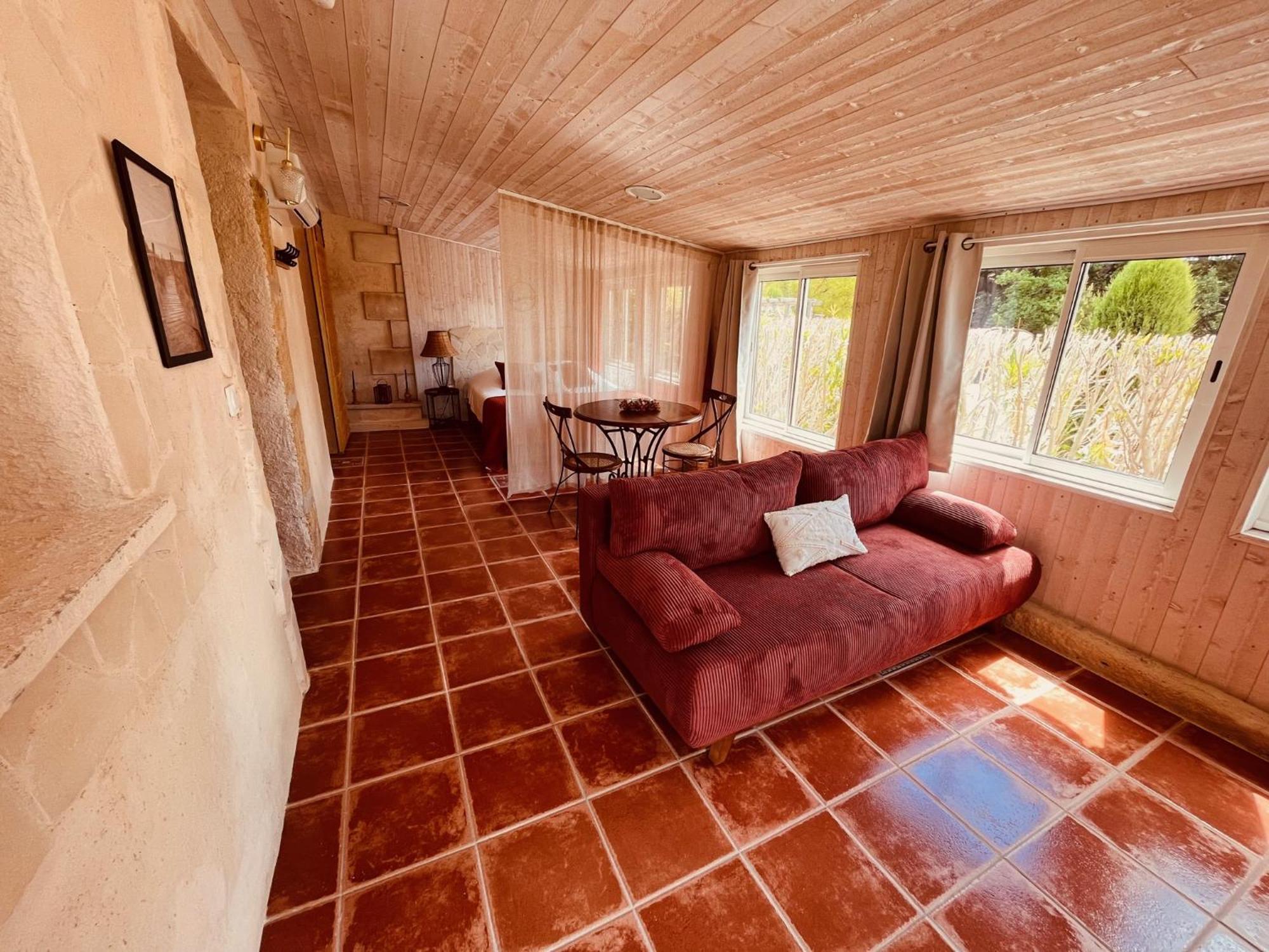 Domaine Amourella Aparthotel Lambesc Szoba fotó